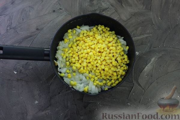 Рисовый суп-пюре с кукурузой и помидорами