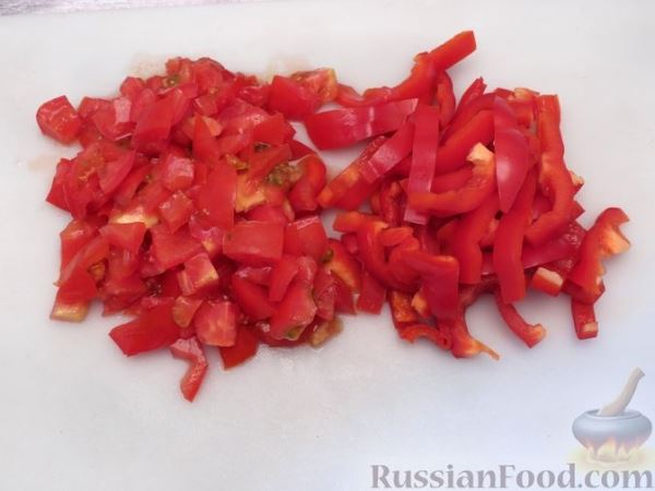 Рис с грибами, помидорами и болгарским перцем (в духовке)