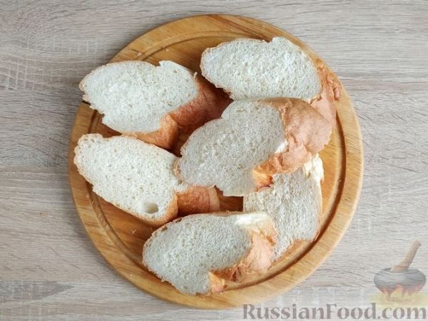 Сладкие бутерброды с творогом и ежевикой